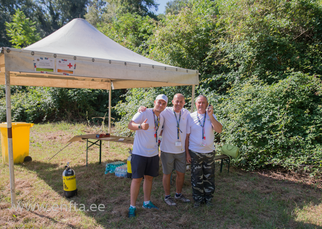 041 Marshalls on every course